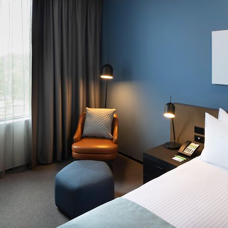 Holiday Inn Sydney St Marys By Ihg Экстерьер фото
