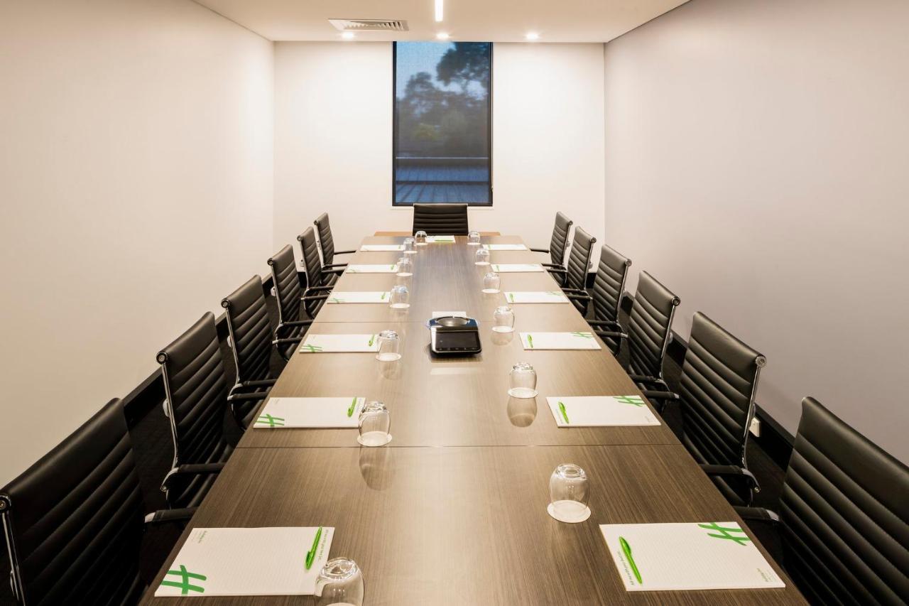 Holiday Inn Sydney St Marys By Ihg Экстерьер фото