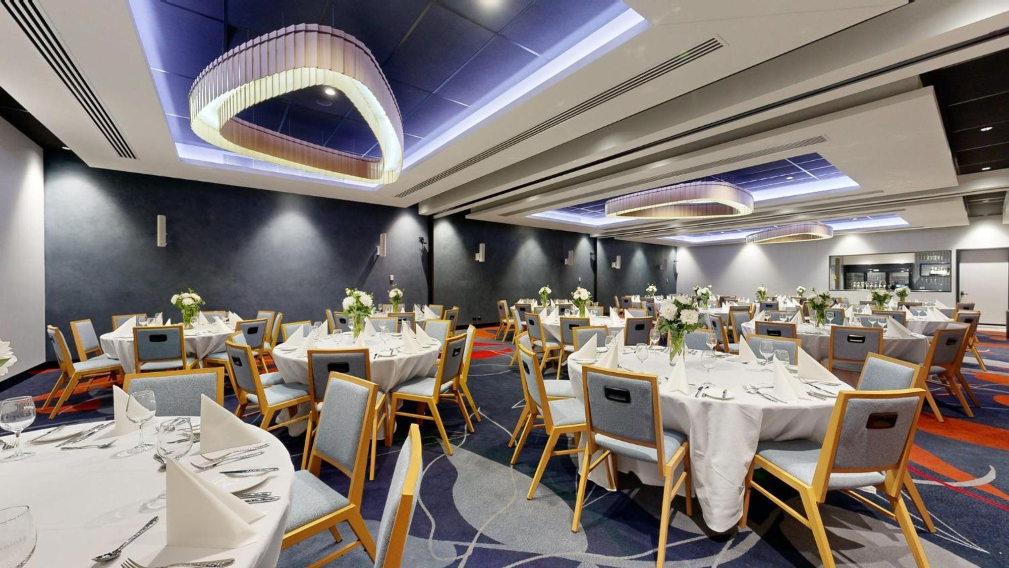 Holiday Inn Sydney St Marys By Ihg Экстерьер фото