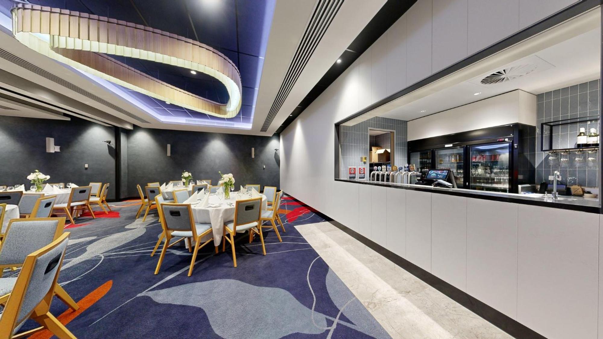 Holiday Inn Sydney St Marys By Ihg Экстерьер фото